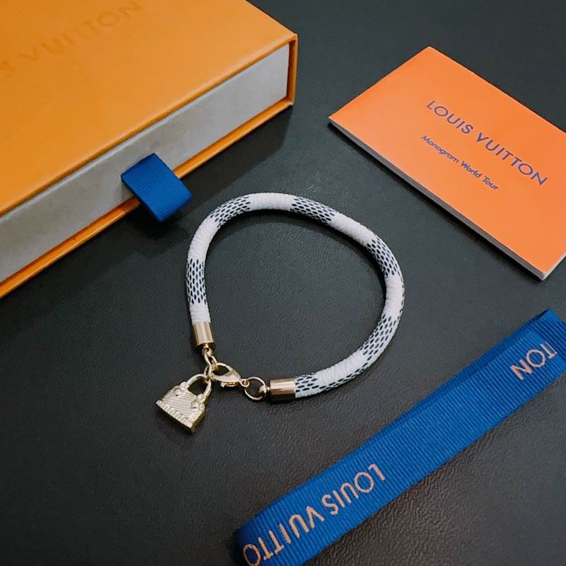 LV Bracelet 11yxx89